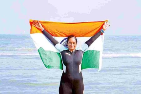 52-year-old Shyamala Goli swims 150 km from Visakhapatnam to Kakinada, breaks records
