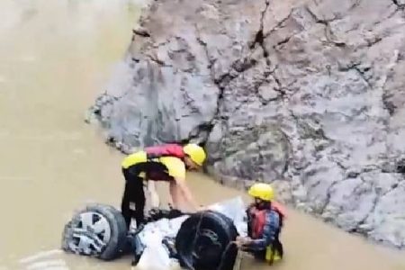 U’khand Tragedy: Car With Haridwar Family Plunges Into Alaknanda River; One Rescued, Five Feared Dead