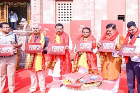 Odisha CM unveils Odia Calendar 2025-26