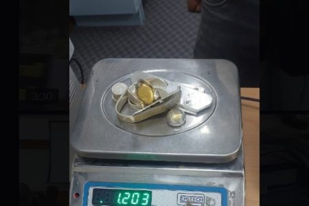 Passenger from Iraq caught smuggling gold of about 1.2 kgs at Delhi airport