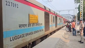 Woman-found-dead-inside-train-toilet