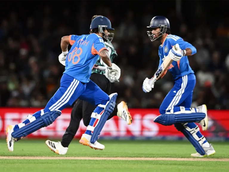 tilak-varma-and-nitish-kumars-69-run-stand-secures-indias-record-t20i-death-over-chase-1200x900