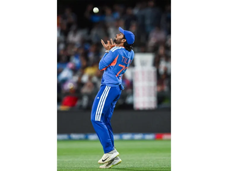 tilak-varma-prepares-bowling-ahead-of-indias-4th-t20i-vs-new-zealand-1200x900